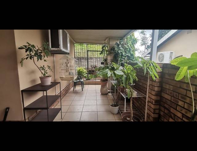 2 BEDROOM TOWNHOUSE FOR SALE IN EMPANGENI CENTRAL